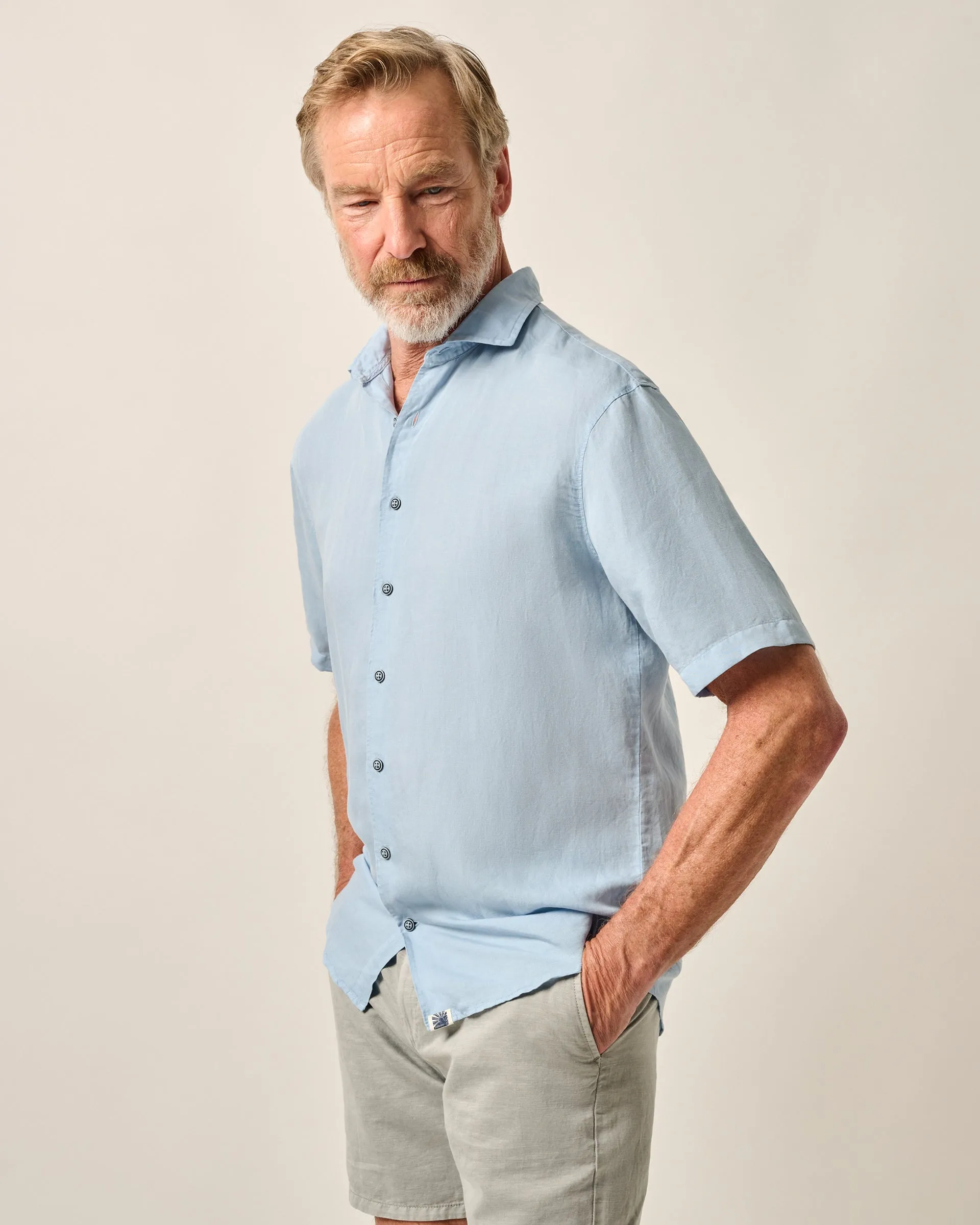 Short Sleeve Hangin' Out Linen Button Down Shirt - Gianni sold by Johnnie-O product image thumbnail 2