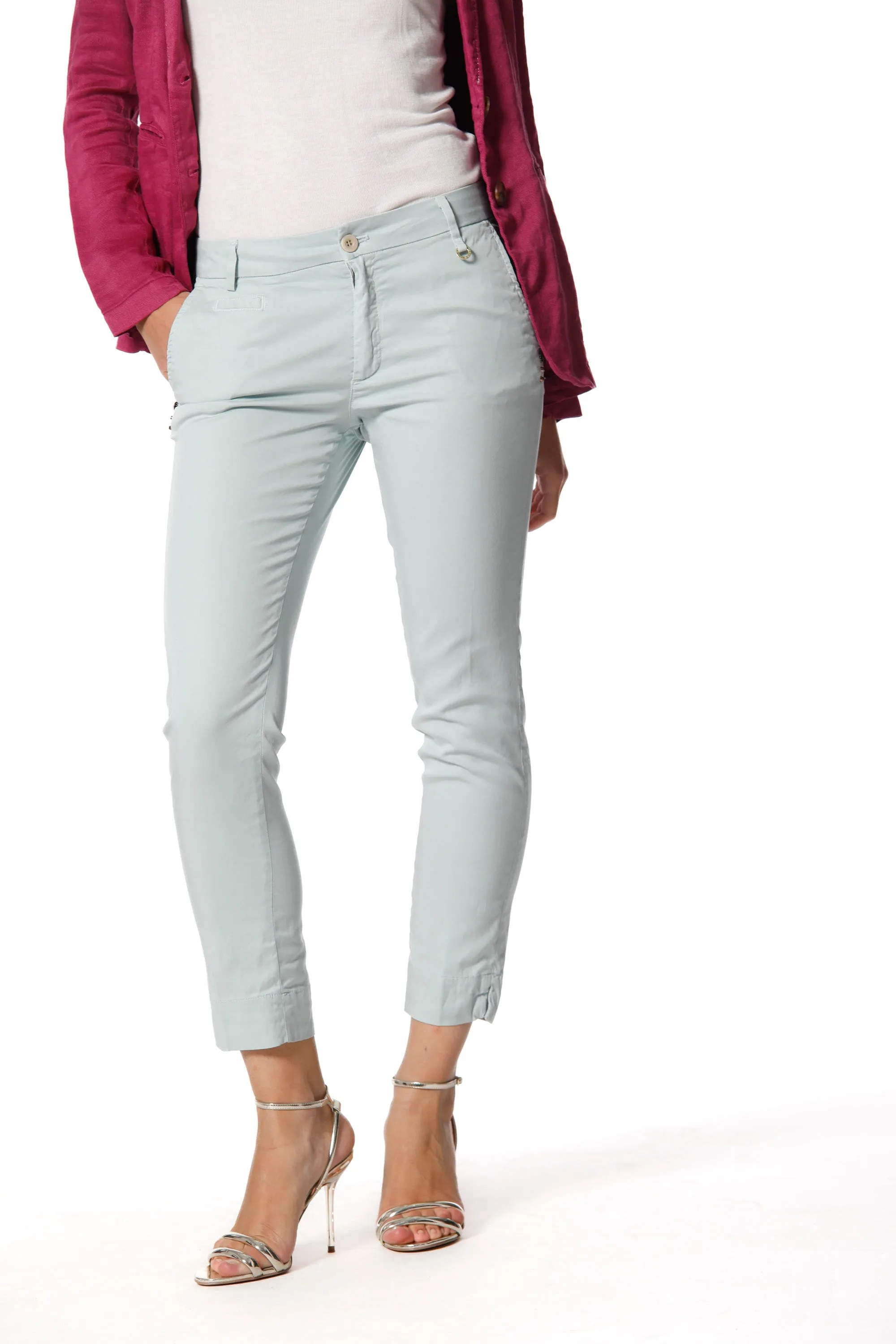 Jaqueline Capri woman chino pants in tencel curvy ① sold by Mason's product image thumbnail 2
