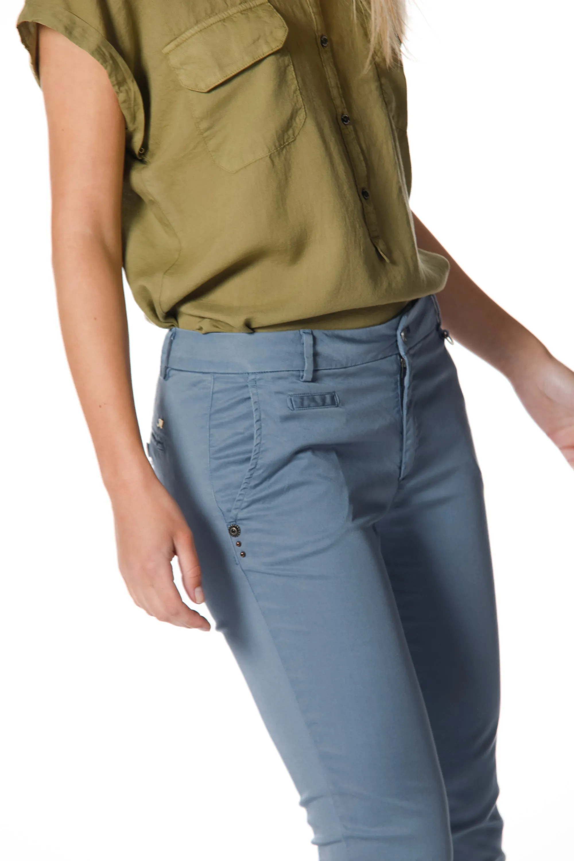 Jaqueline Capri woman chino pants in tencel curvy ① sold by Mason's product image thumbnail 2