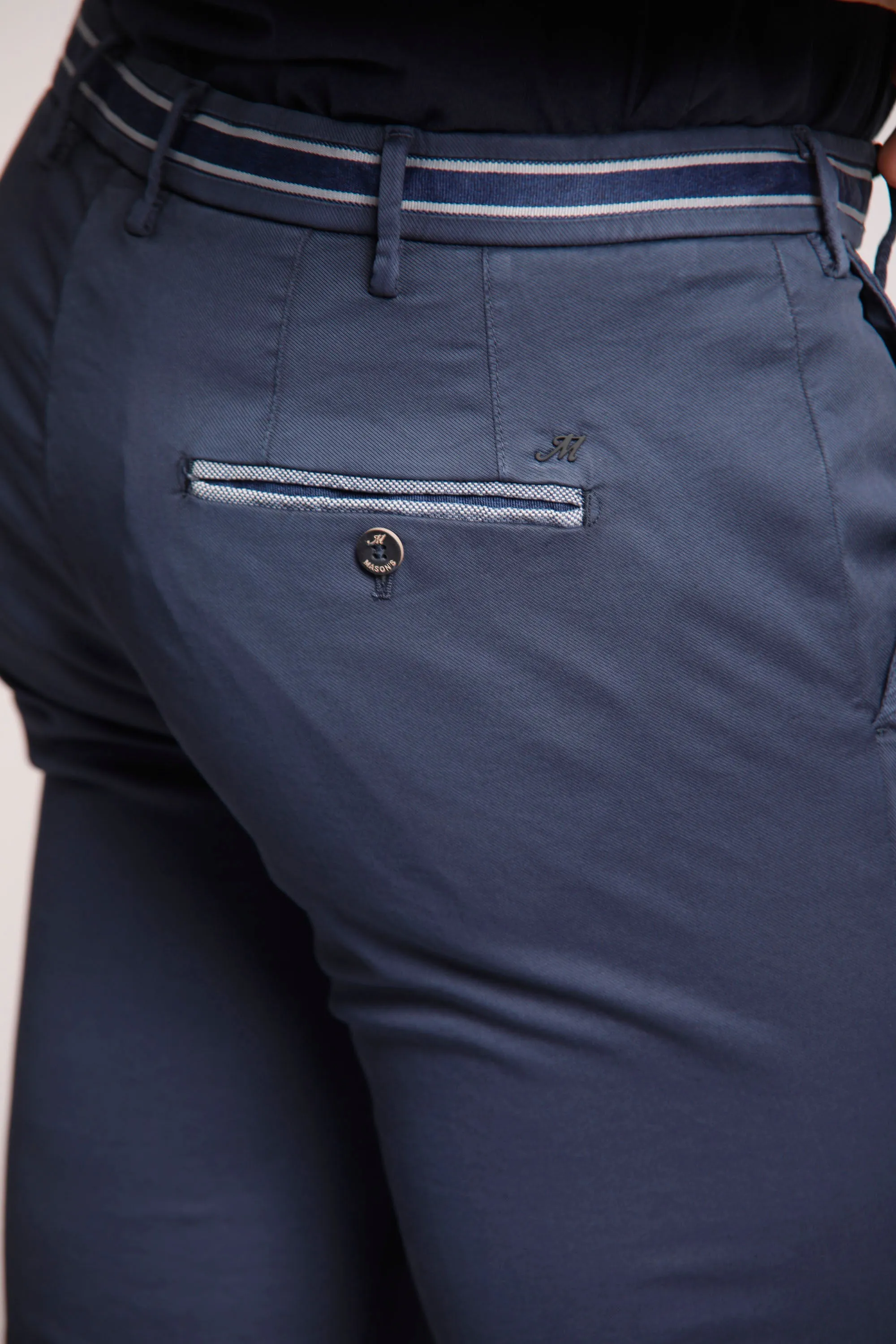 Torino Sunset man chino pants in cotton and tencel with ribbon slim sold by Mason's product image thumbnail 3