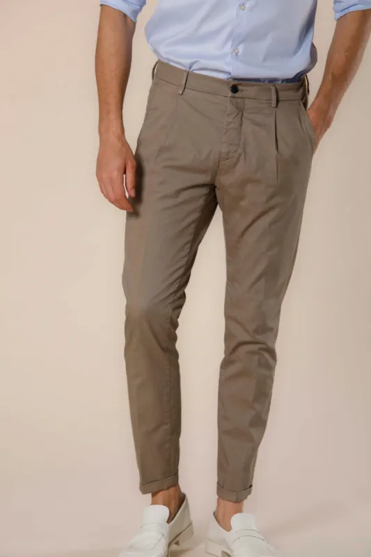 Osaka 1 Pinces men's chino pants in tencel and cotton twill carrot fit sold by Mason's