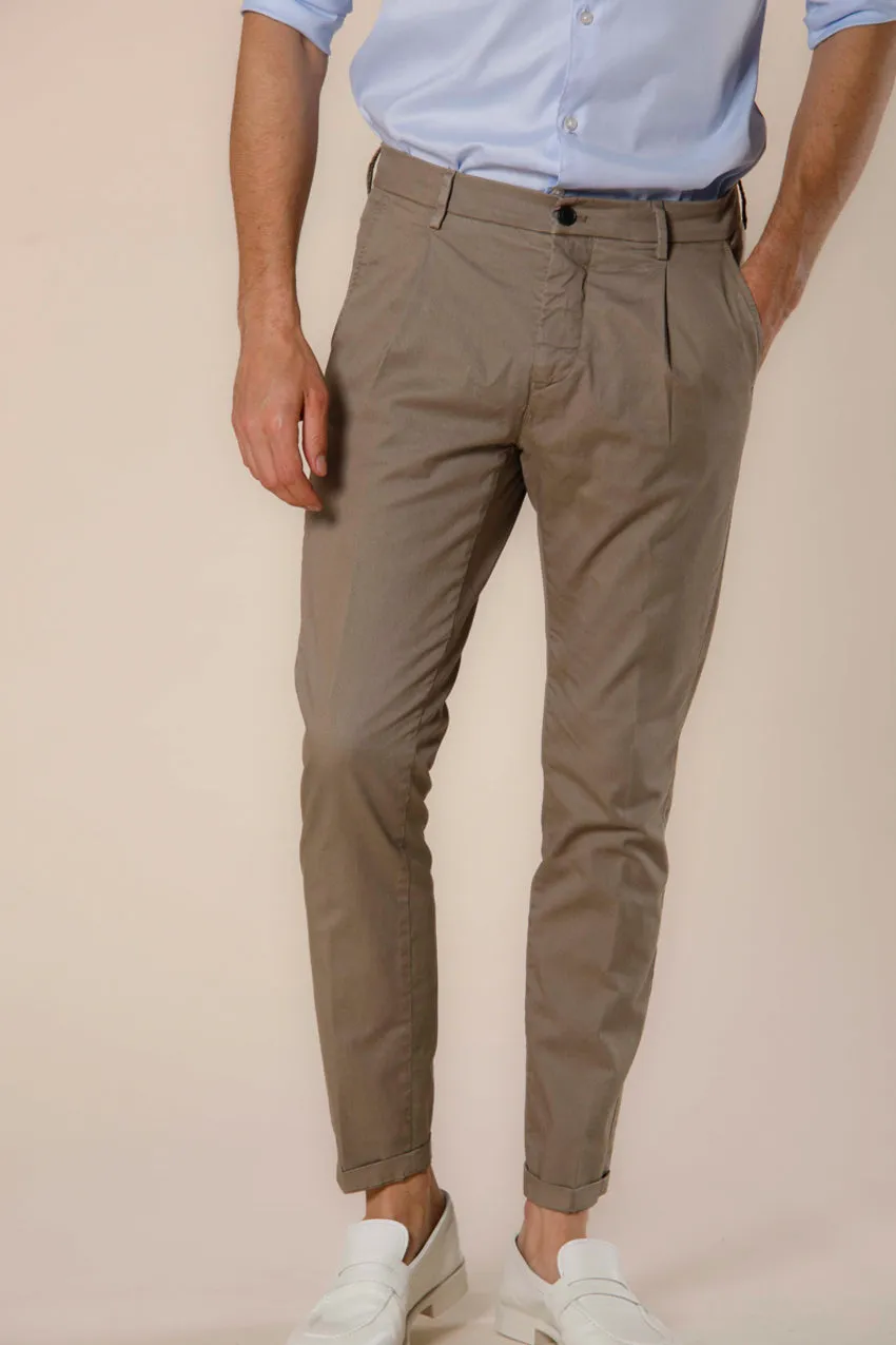 Osaka 1 Pinces men's chino pants in tencel and cotton twill carrot fit sold by Mason's