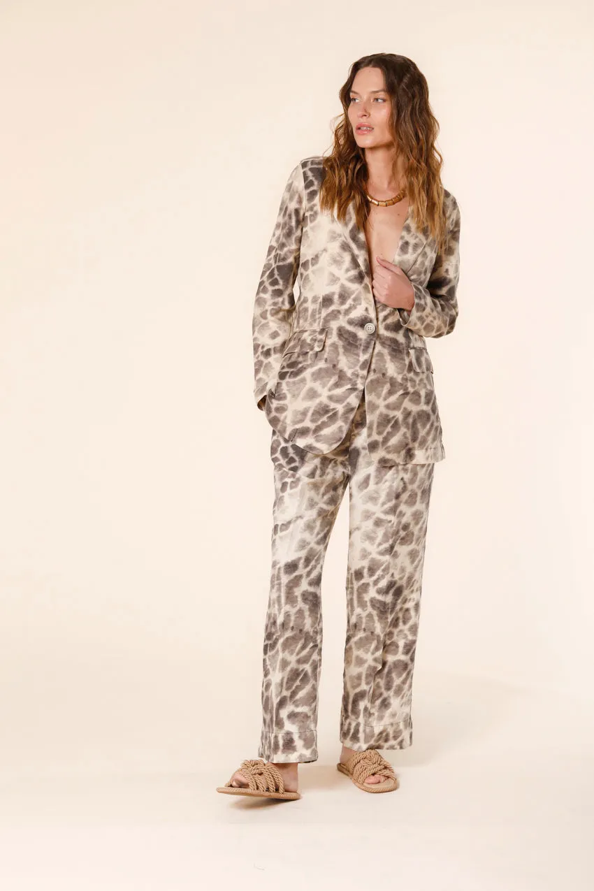 Irene women's long blazer with one button in linen and tencel with giraffe print sold by Mason's product image thumbnail 3