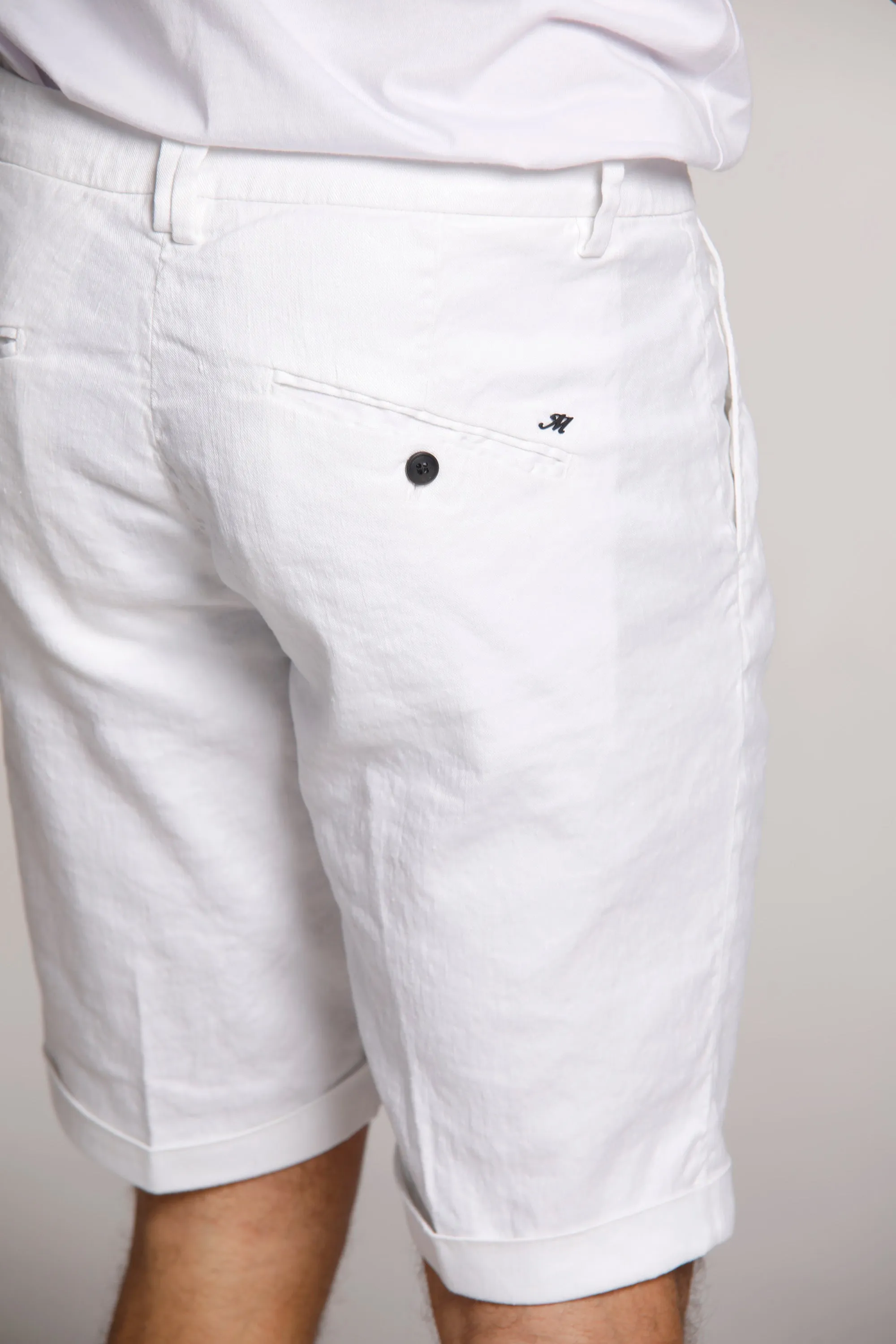 Osaka 1 Pinces man chino bermuda in linen and cotton carrot fit sold by Mason's product image thumbnail 5