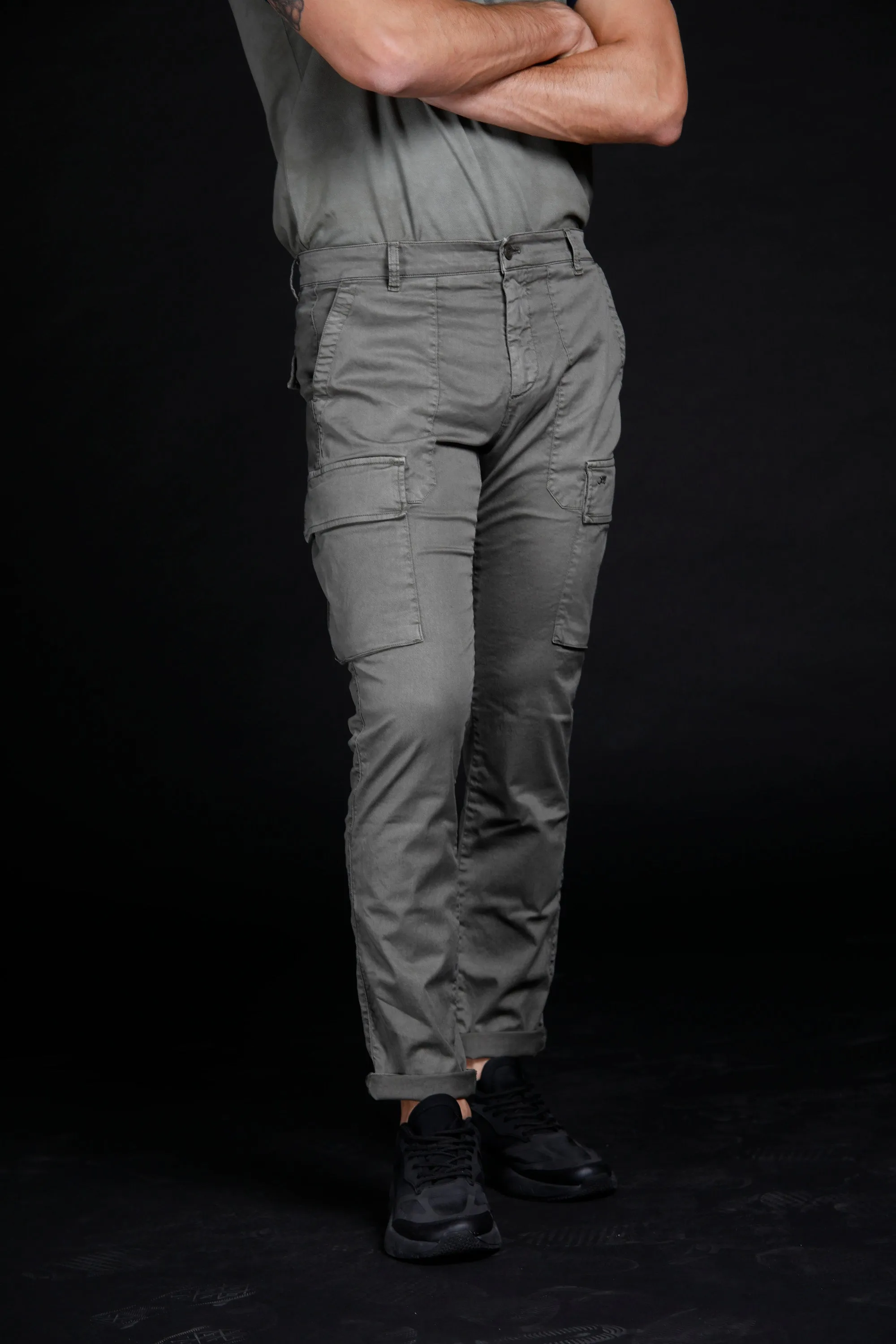 Havana limited edition man cargo pants in cotton and tencel carrot ① sold by Mason's