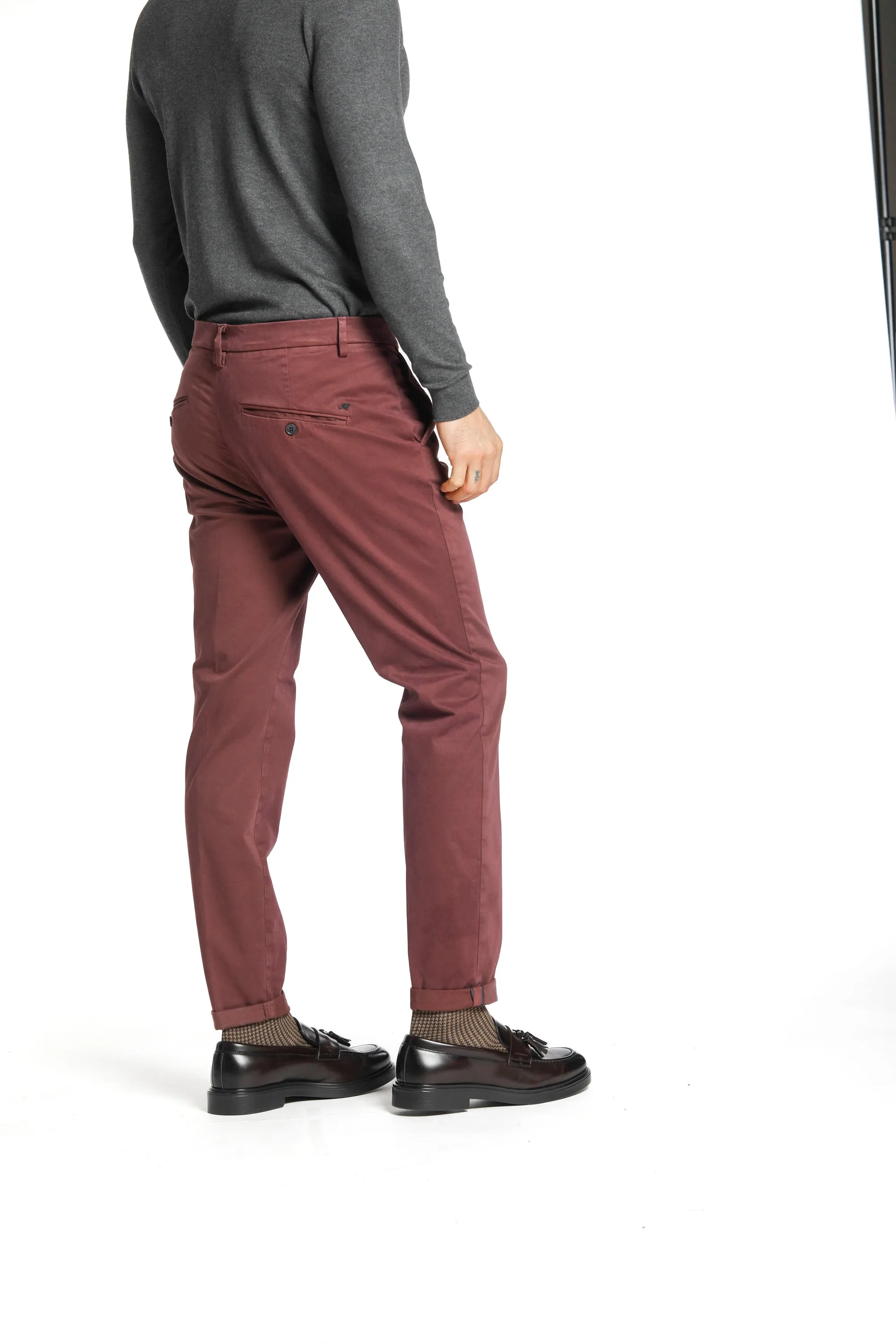 Osaka 1 Pinces man chino pant in satin carrot fit sold by Mason's product image thumbnail 3