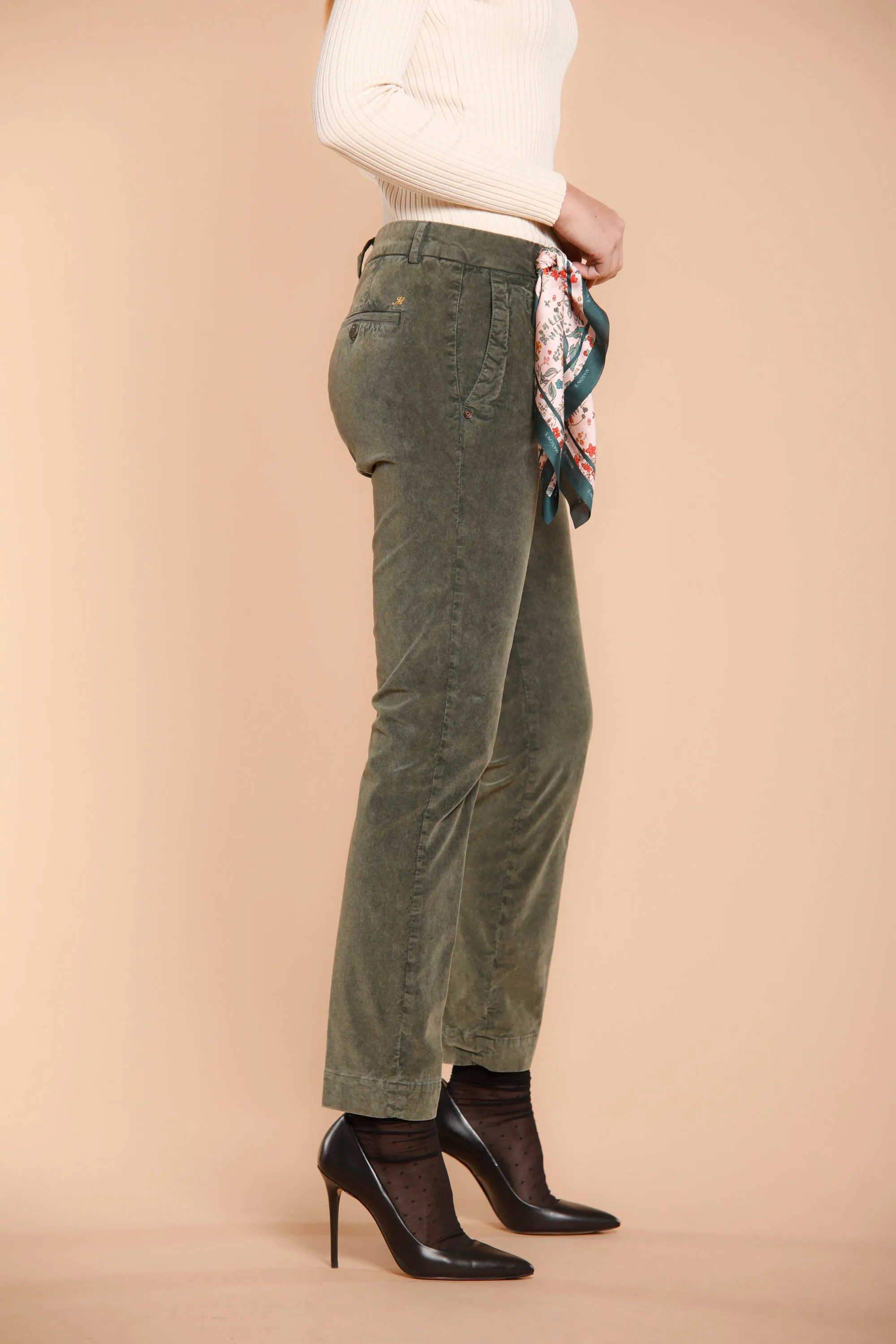 Jaqueline Archivio woman velvet milleraies chino pants curvy sold by Mason's product image thumbnail 4