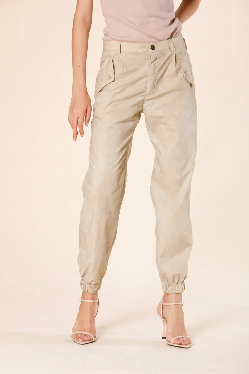 Evita women's cargo pants in cotton and tencel parachute fabric icon washes curvy sold by Mason's