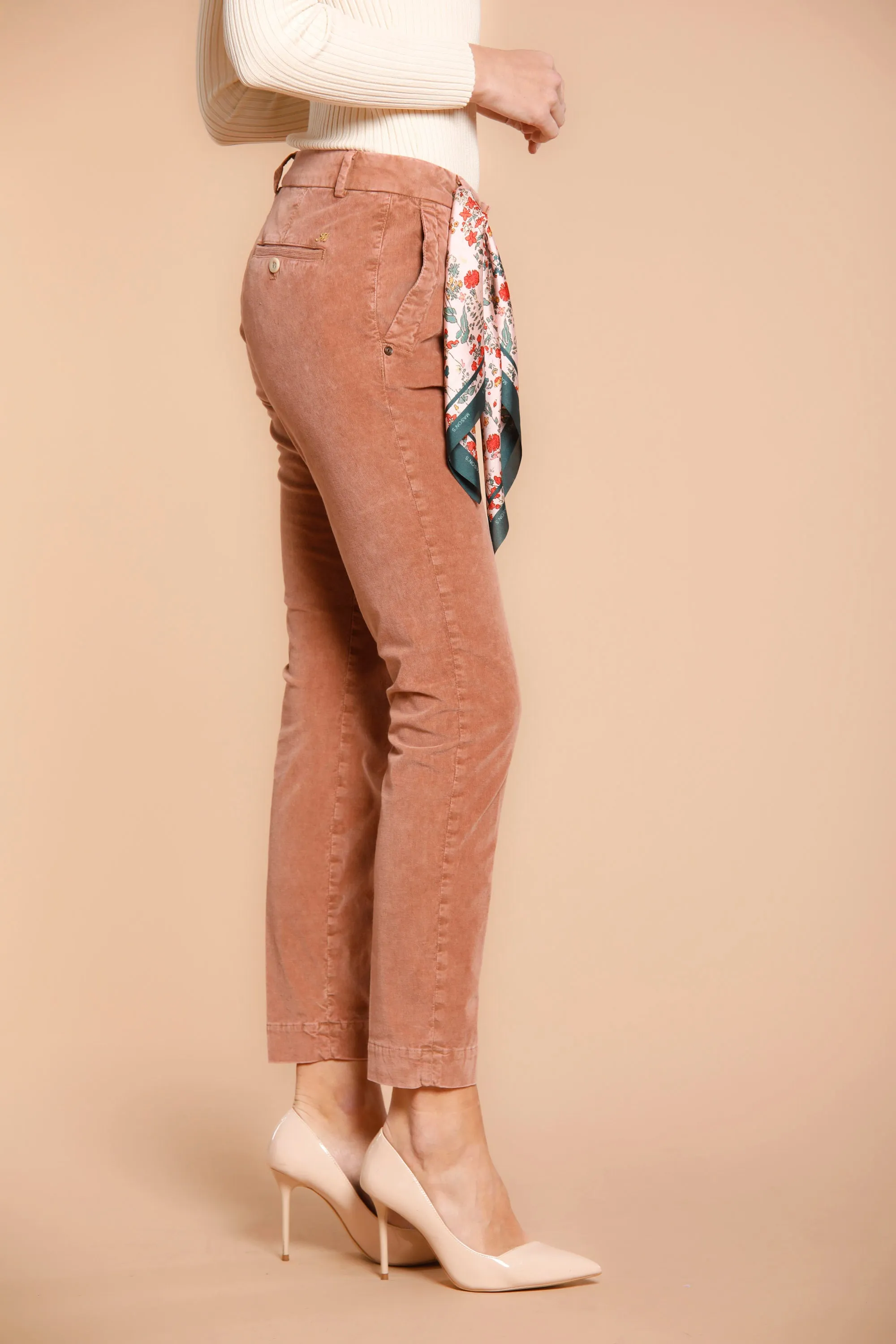 Jaqueline Archivio woman velvet milleraies chino pants curvy sold by Mason's product image thumbnail 3