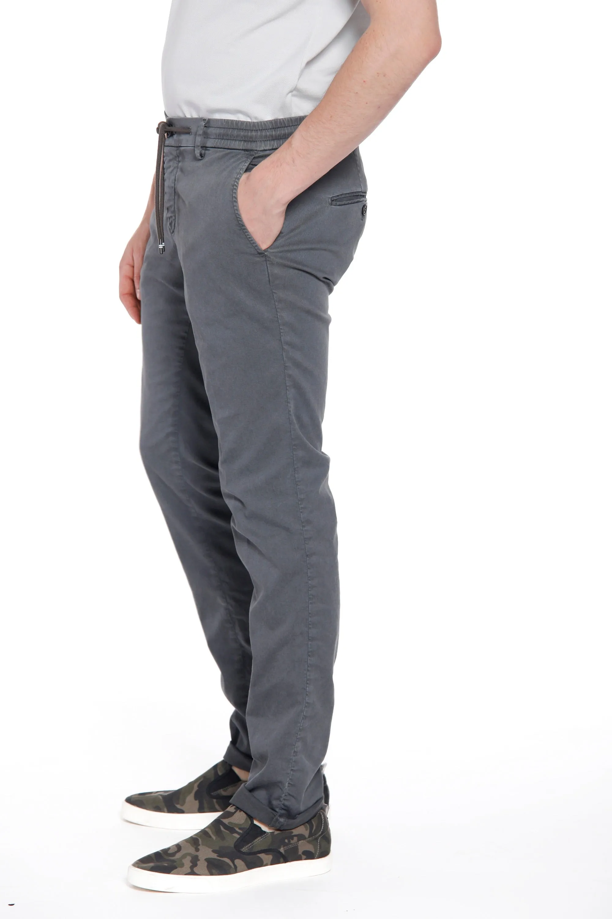 Milano Jogger man chino pants in cotton and tencel extra slim sold by Mason's product image thumbnail 2