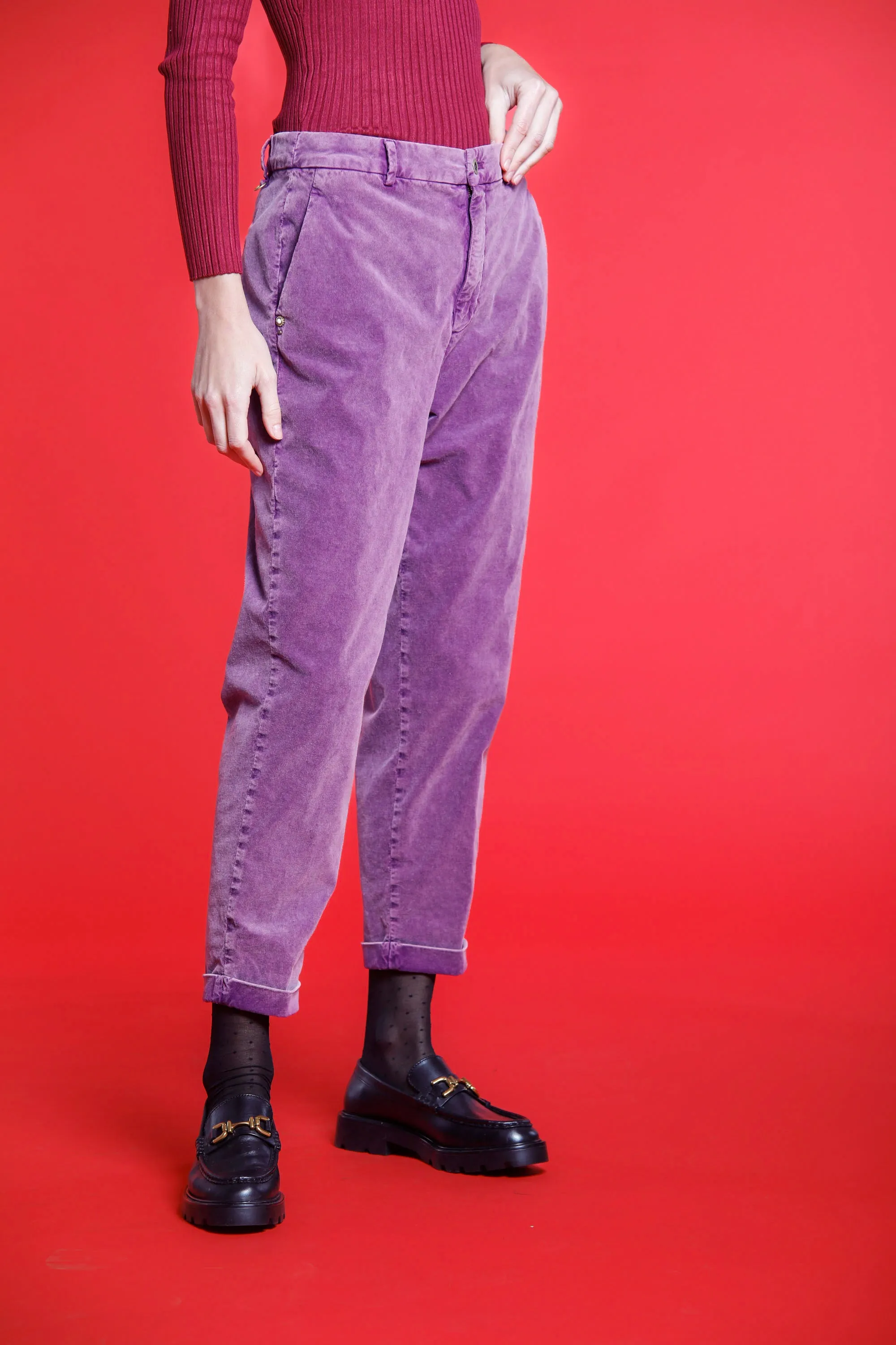 New York Cozy woman chino pants in velvet twill relaxed sold by Mason's product image thumbnail 2