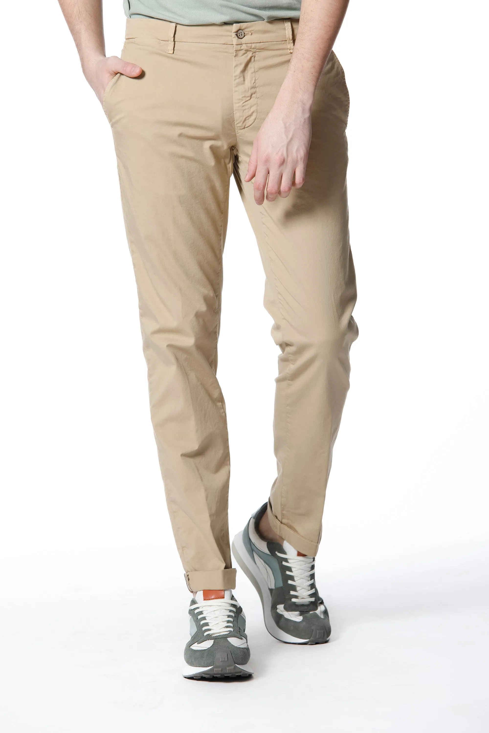 New York City man chino trousers in stretch cotton regular sold by Mason's