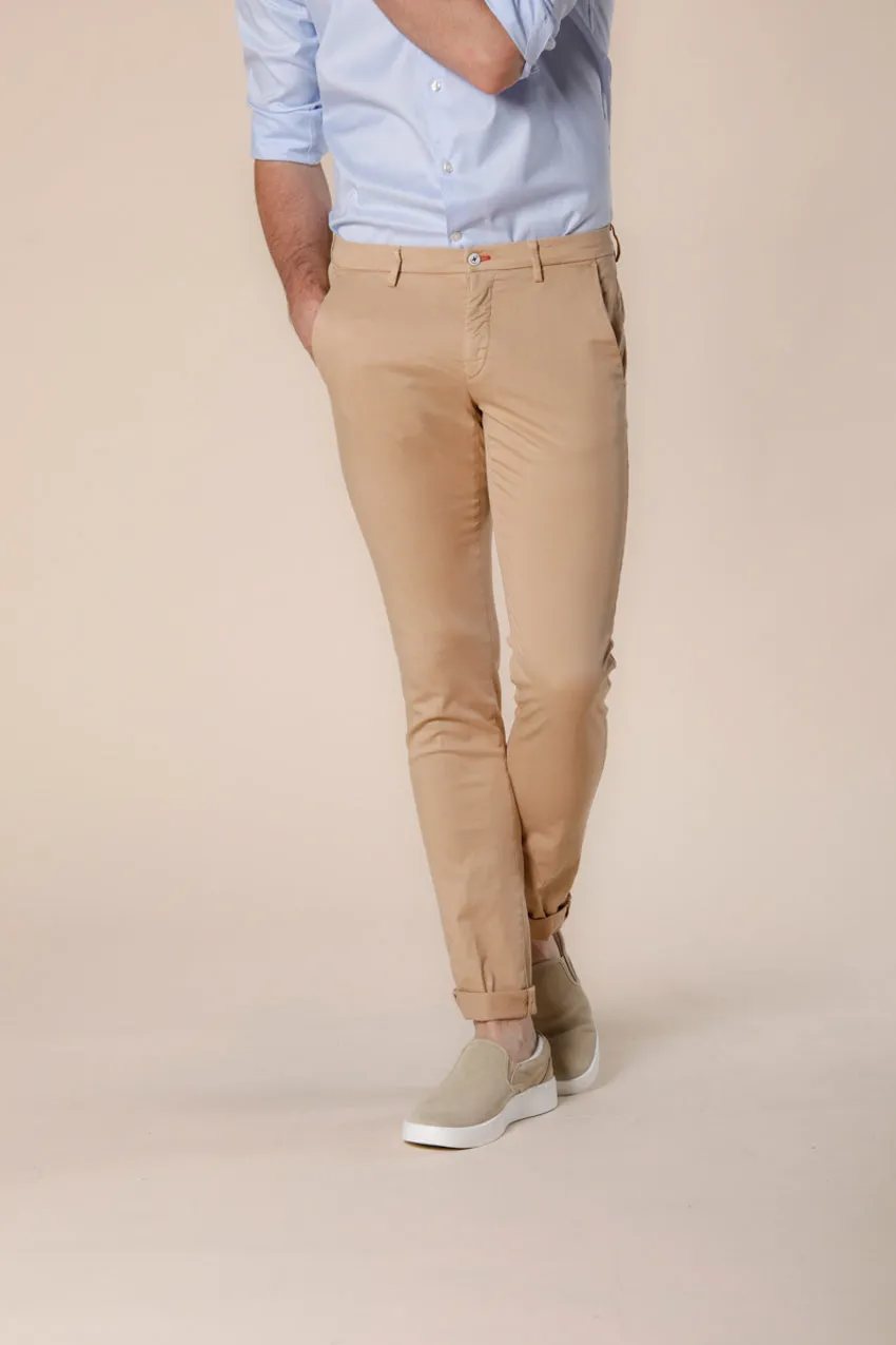 Torino Summer Color men's chino pants in cotton and tencel slim sold by Mason's