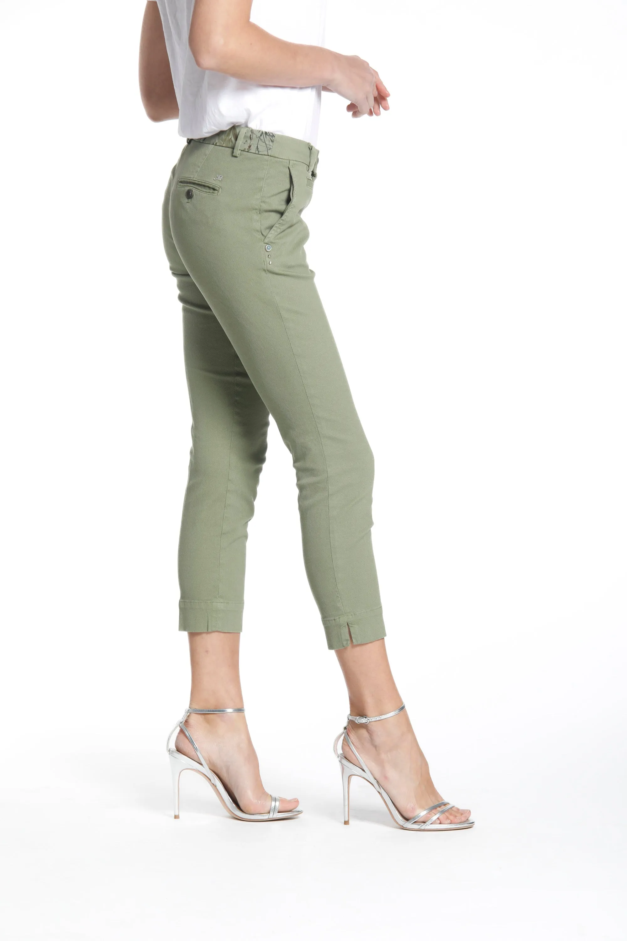 Jaqueline Capri woman chino pants in cotton and tencel curvy sold by Mason's product image thumbnail 2