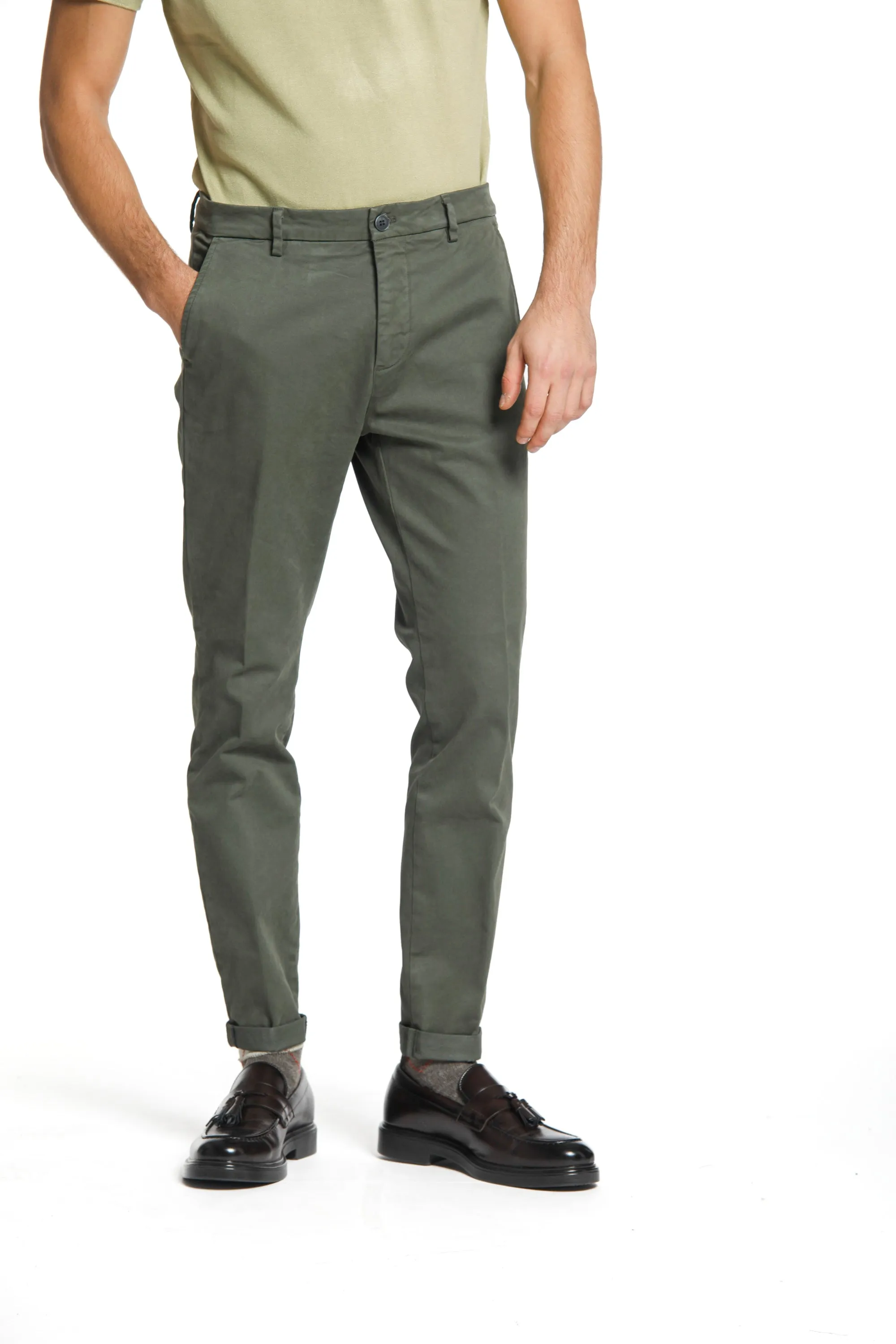 Osaka Style man chino pant in cotton modal stretch carrot fit sold by Mason's