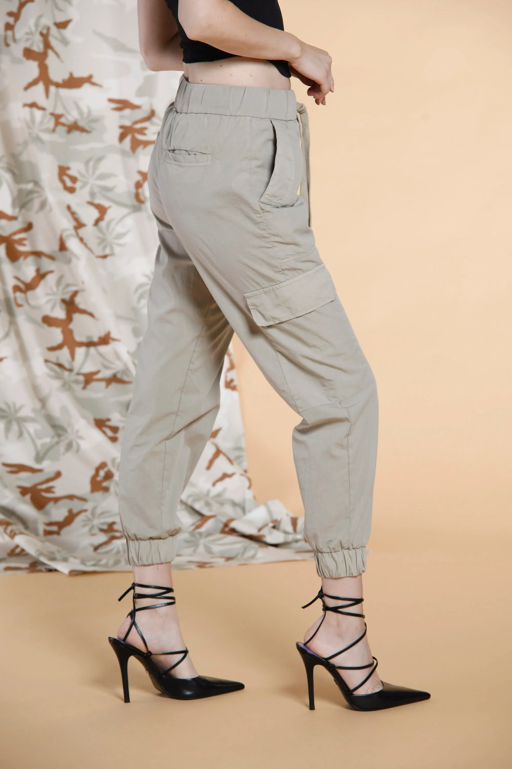 Cargo Jogger woman cargo pants in poplin relaxed sold by Mason's product image thumbnail 4