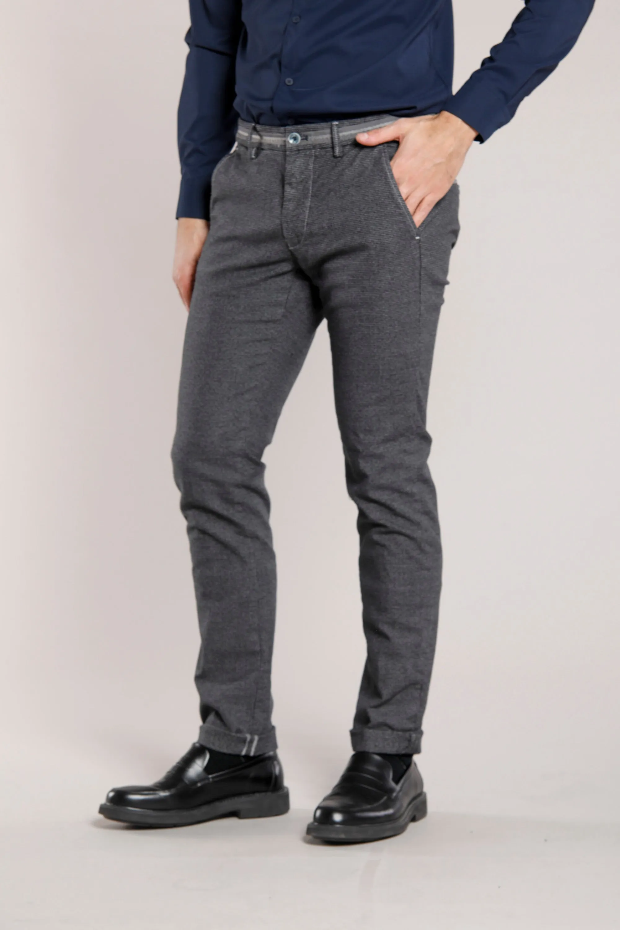 Torino Elegance man chino pants with micro houndstooth moulinè pattern slim sold by Mason's