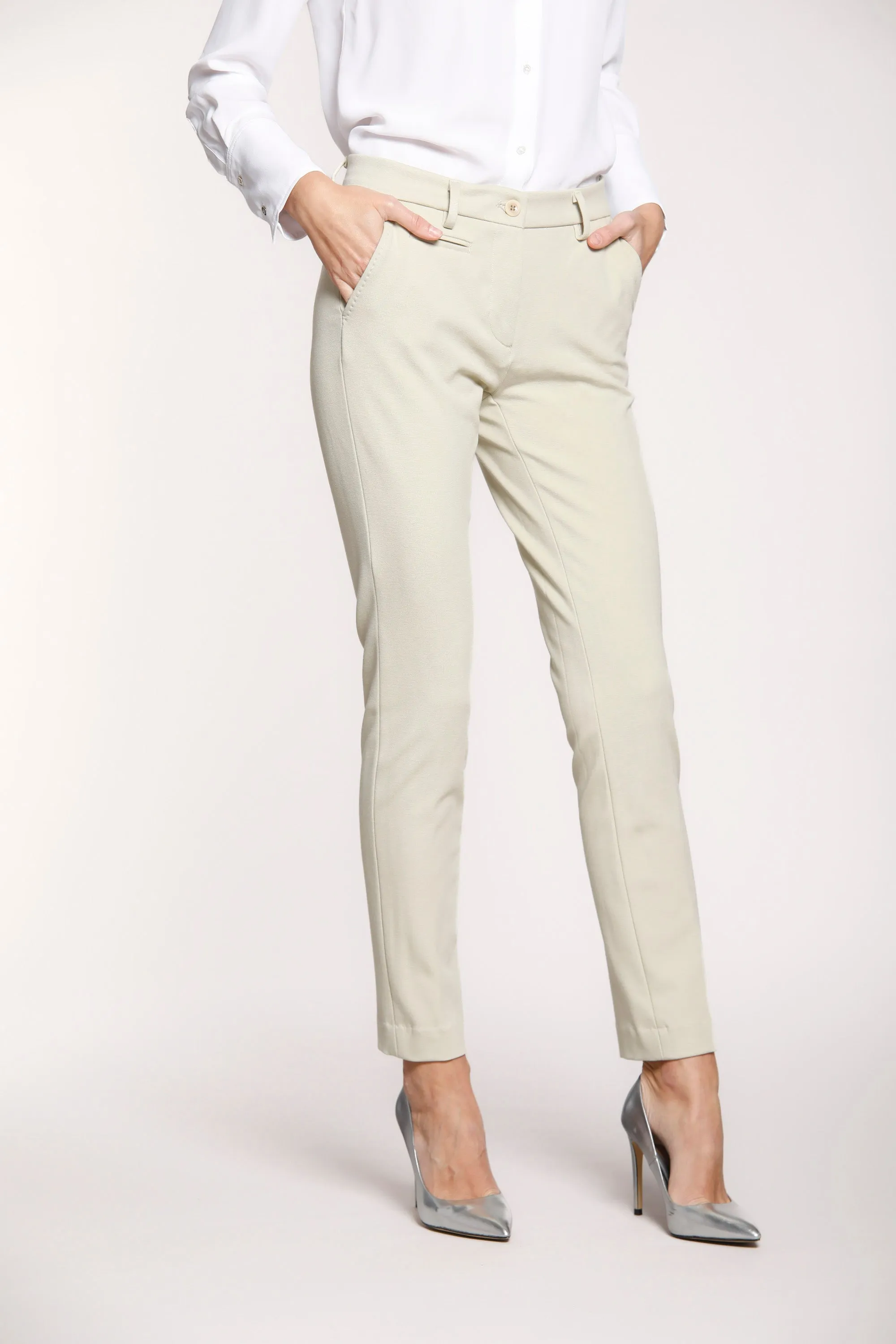New York Slim woman technical jersey chino pants ① sold by Mason's