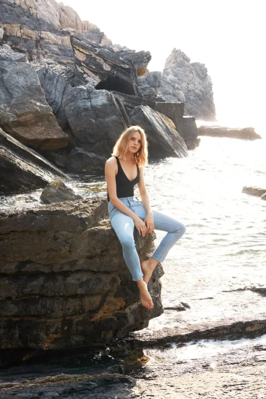 Carlotta woman 5-pocket pants in stretch denim slim sold by Mason's