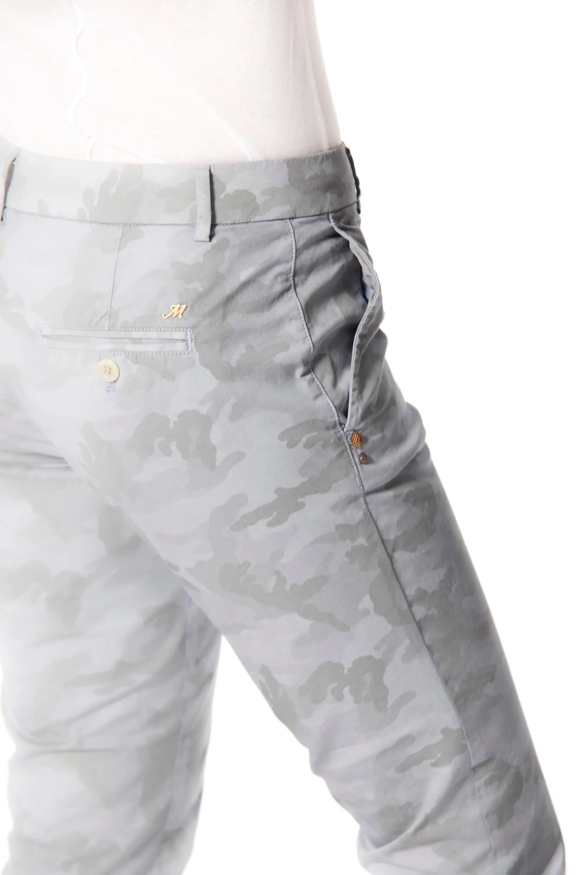 Jaqueline Capri woman chino pants in camouflage cotton curvy ① sold by Mason's product image thumbnail 2