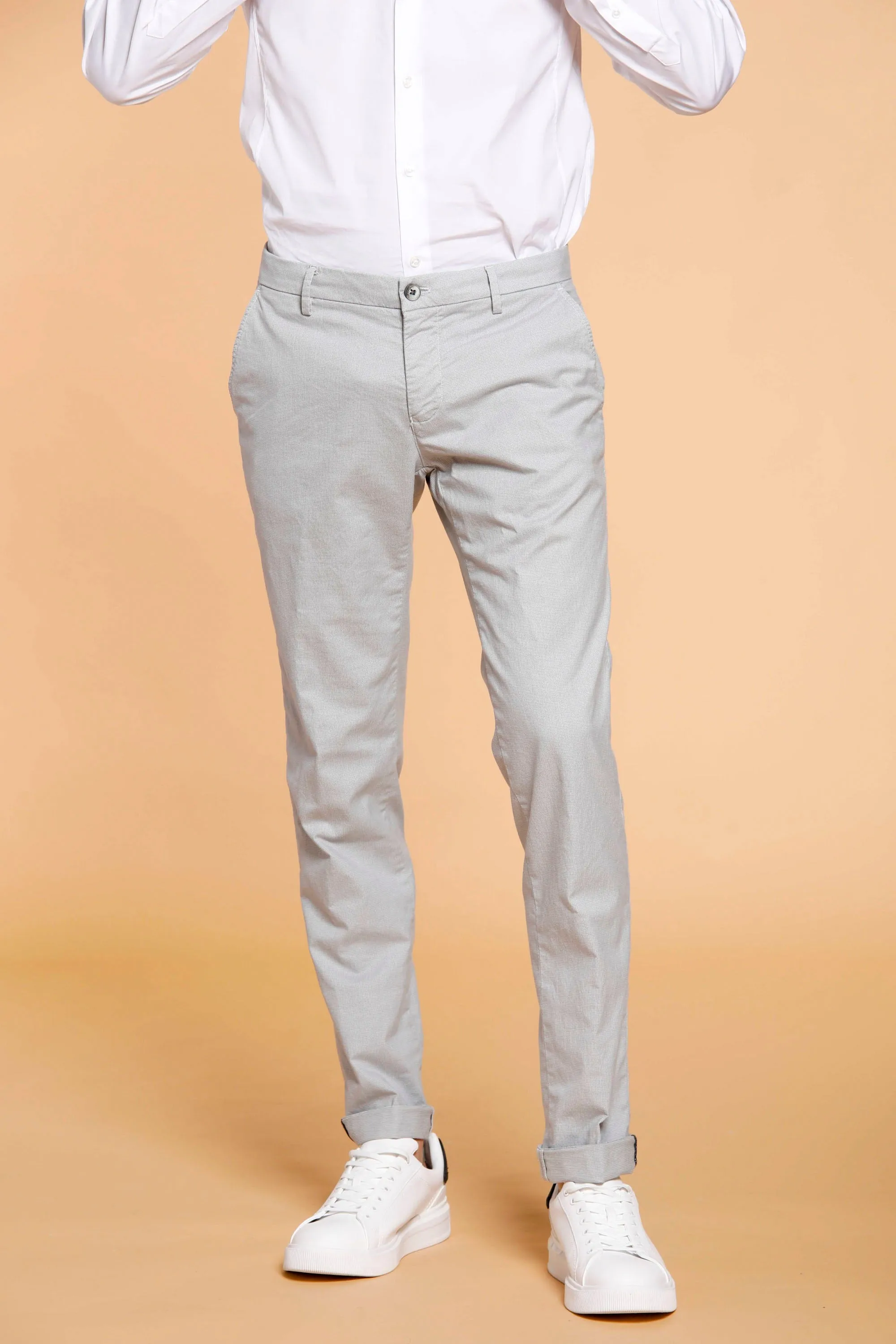 Milano Style man chino pants in cotton and tencel with micro pattern extra slim sold by Mason's