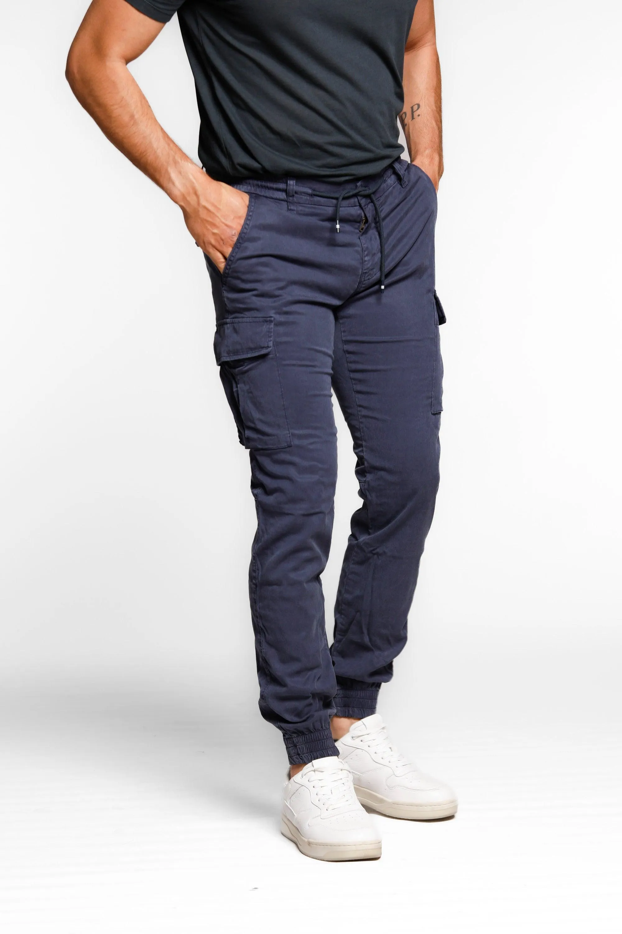 Chile Elax men's cargo pants in twill with coulisse extra slim sold by Mason's