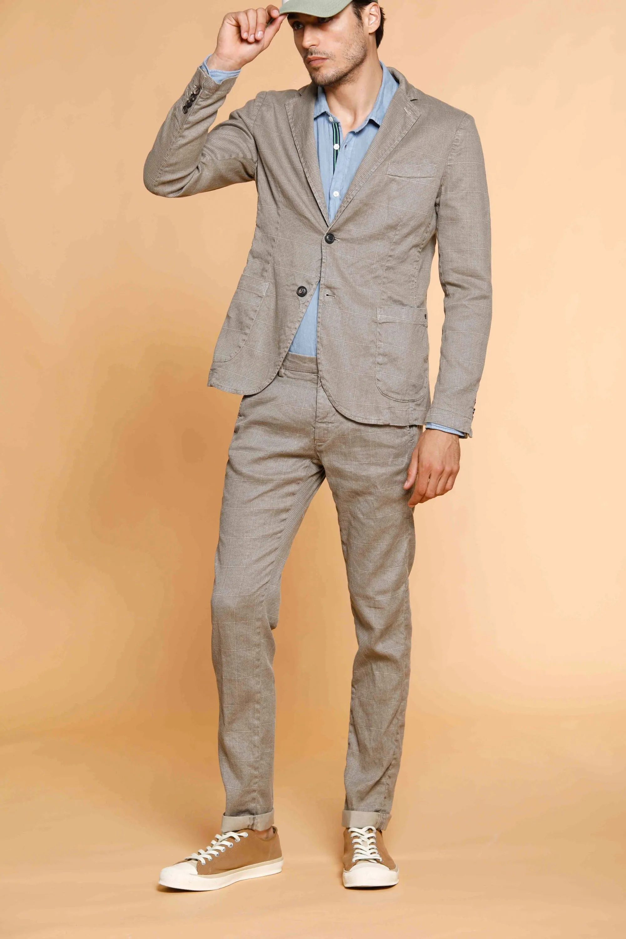 Torino Style man chino pants in linen and cotton with micro wales pattern slim sold by Mason's product image thumbnail 3