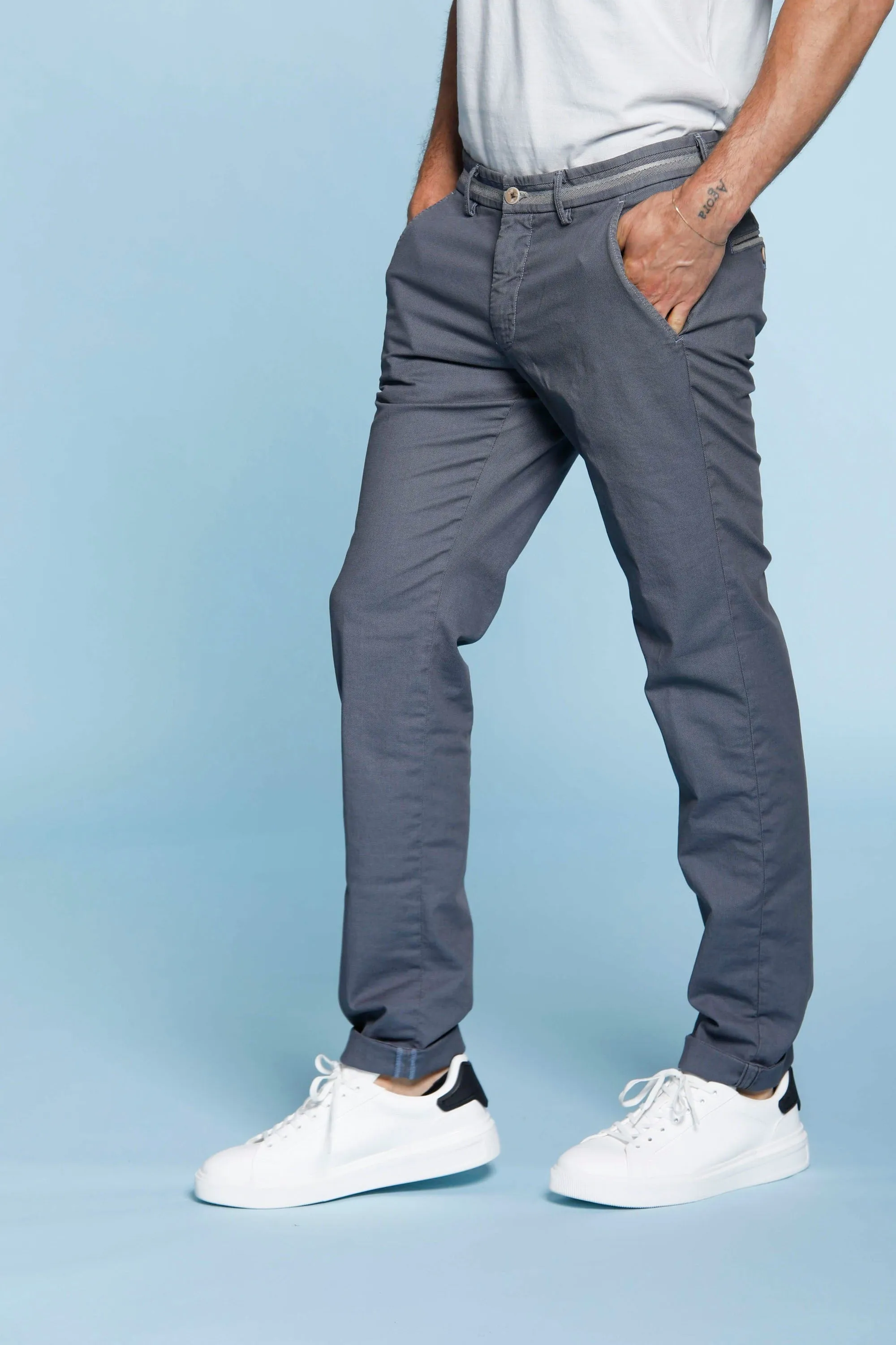 Torino Elegance man chino pants in bird-eye cotton with ribbon slim sold by Mason's