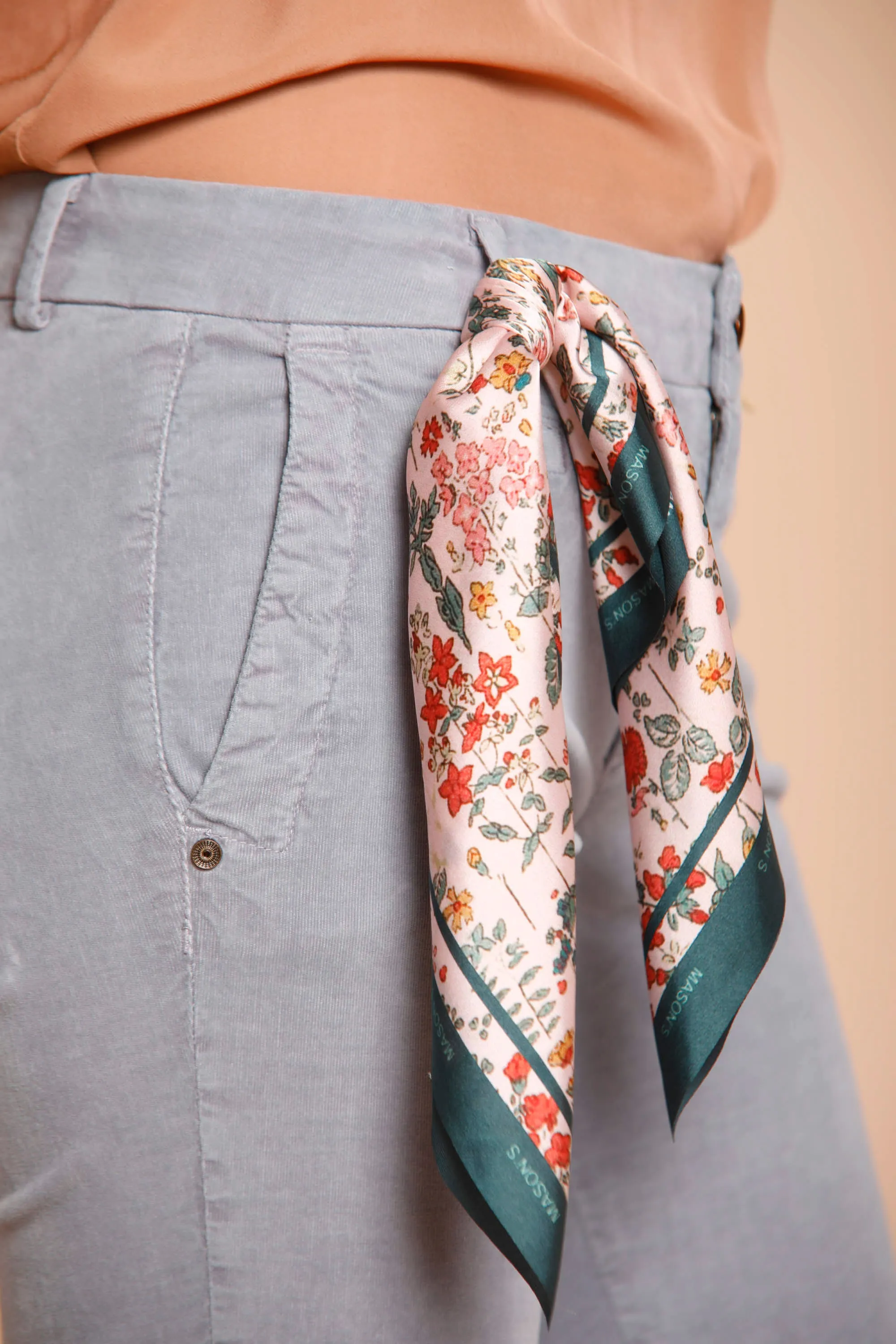 Jaqueline Archivio woman velvet milleraies chino pants curvy sold by Mason's product image thumbnail 2