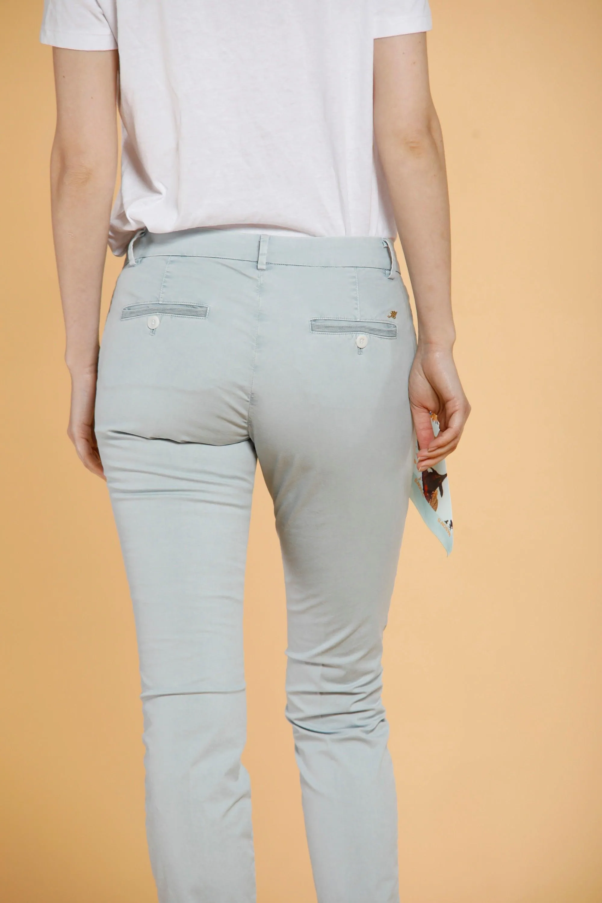Jaqueline Archivio woman chino pants in stretch cotton icon washes curvy sold by Mason's product image thumbnail 3
