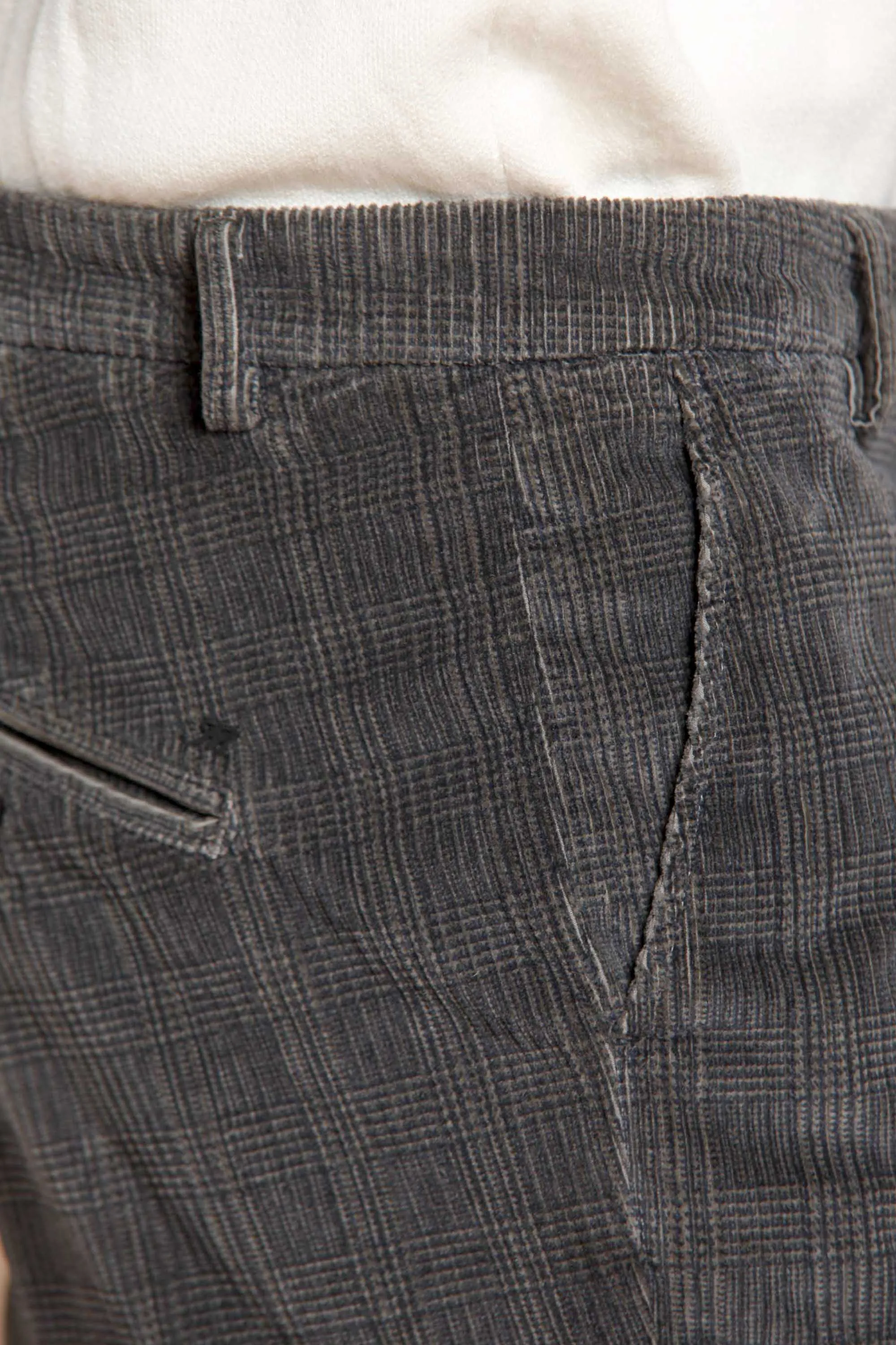 Osaka Style man velvet chino pant with galles pattern carrot fit sold by Mason's product image thumbnail 4