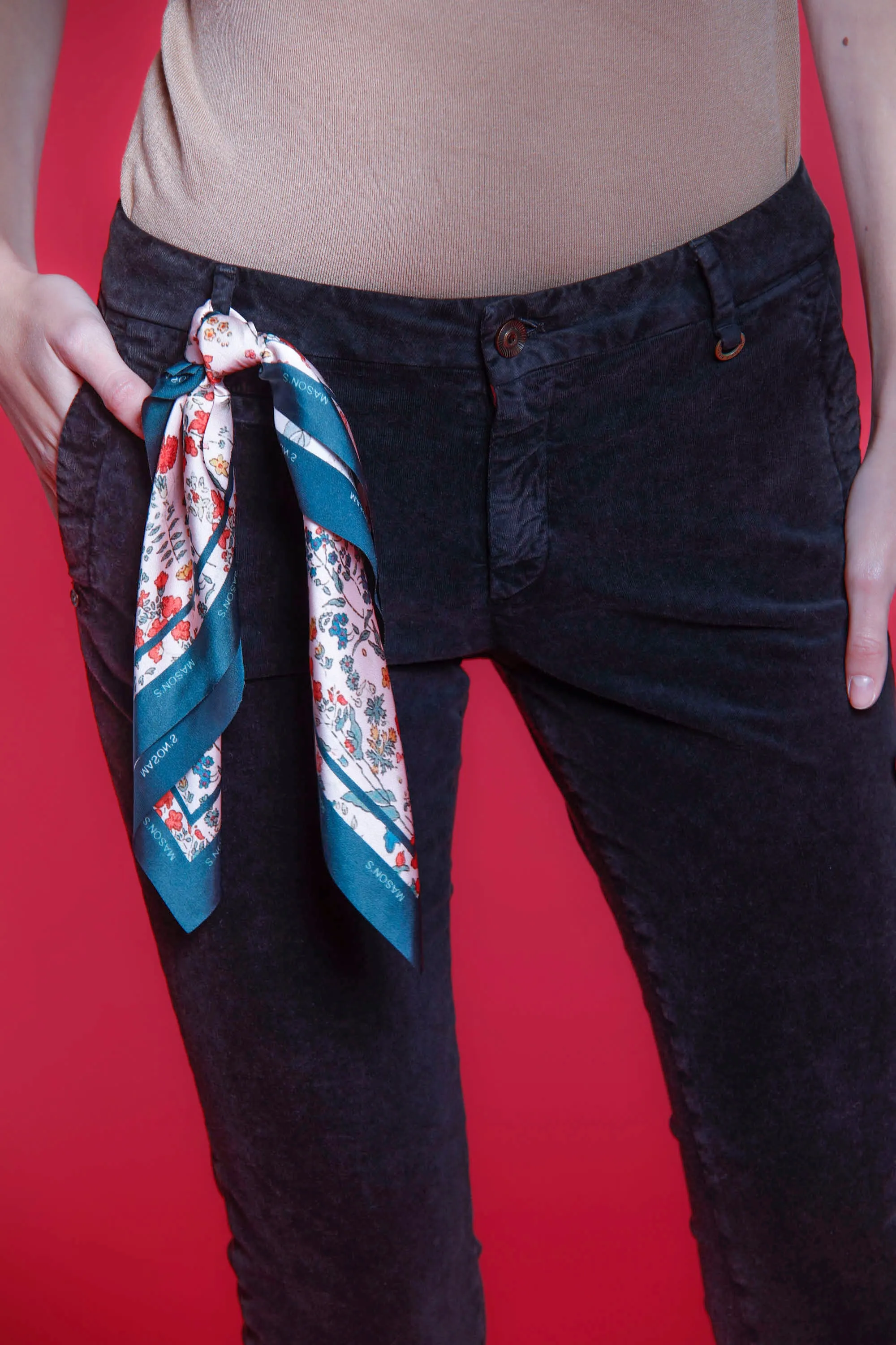 Jaqueline Archivio woman velvet milleraies chino pants curvy sold by Mason's product image thumbnail 3