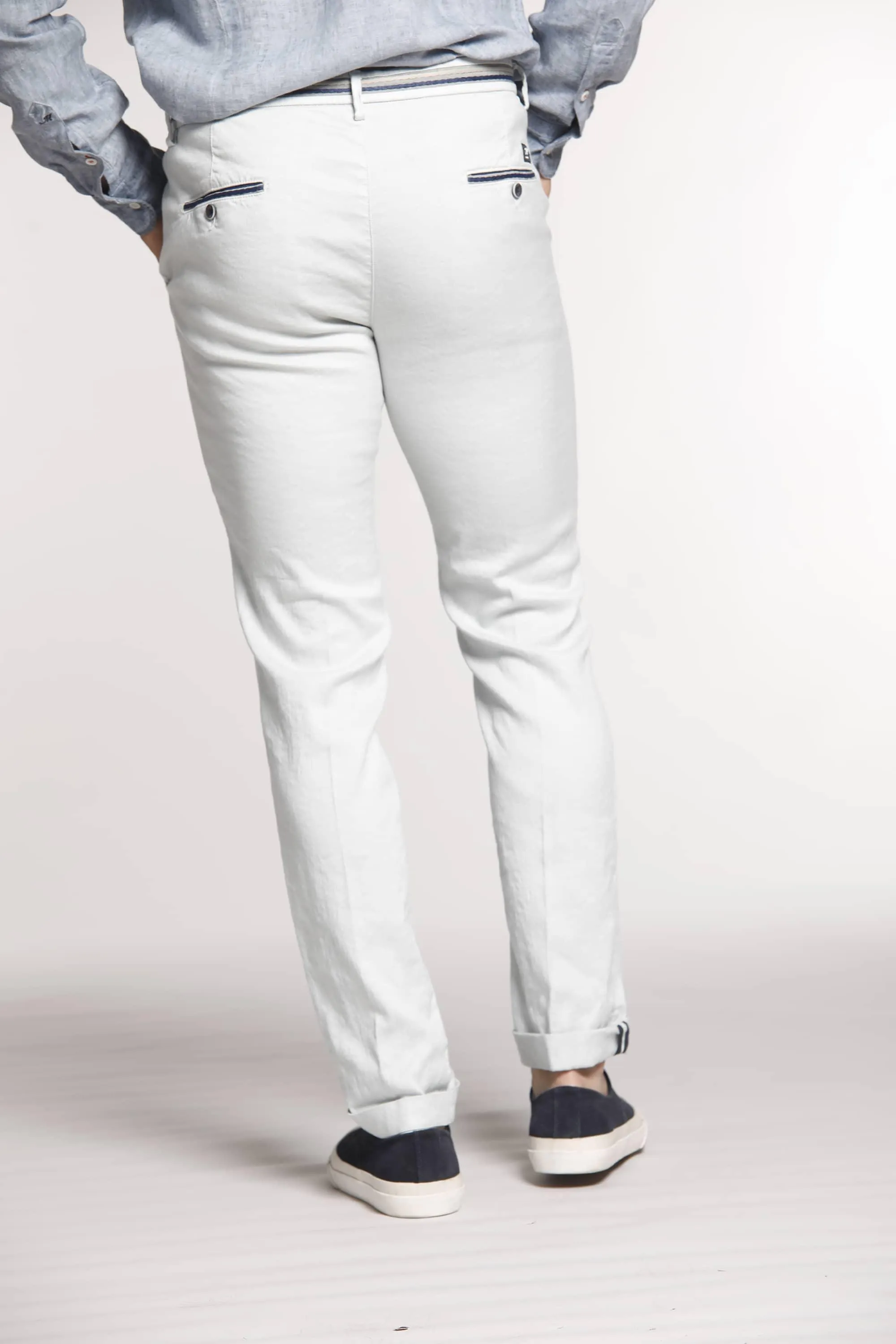 Torino Oxford man chino pants in linen and cotton with ribbon slim sold by Mason's product image thumbnail 3