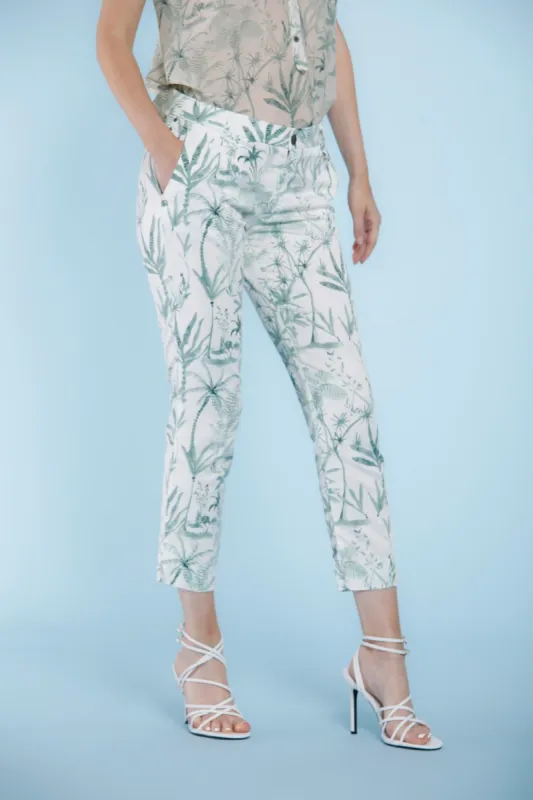 Jaqueline Capri woman chino pants in floral tencel curvy sold by Mason's