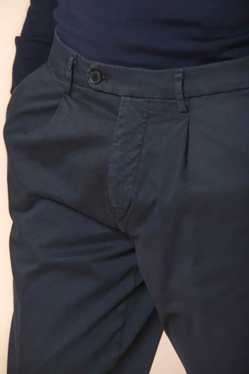 Boston 1 Pinces men's chino pants relaxed fit sold by Mason's product image thumbnail 2