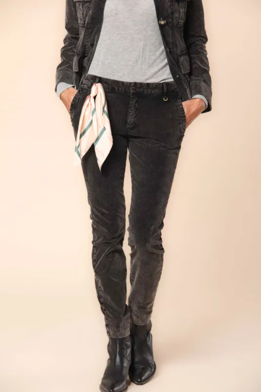 Jaqueline Archive women's  chino pants in velvet 1000-striped curvy fit sold by Mason's