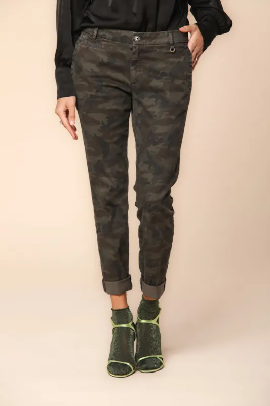 Jaqueline Archivio women's chino pants in camouflage-print gabardine, curvy fit ① sold by Mason's