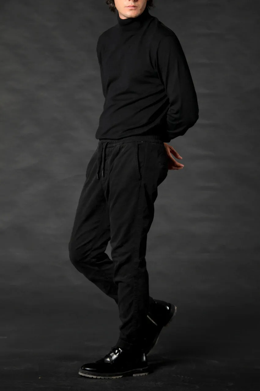 John Sack men's chino pants in gabardine stretch Limited Edition carrot fit ① sold by Mason's product image thumbnail 3