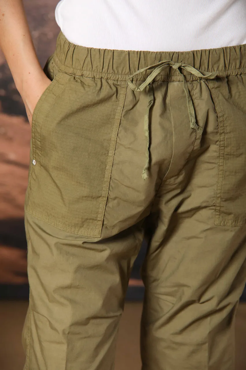 Fatique Jogger women's cargo pants in parachute canvas with a tencel and cotton blend carrot fit sold by Mason's product image thumbnail 2