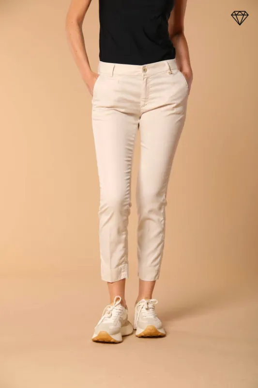 Jaqueline women's chino capri trousers in twill slim fit ① sold by Mason's