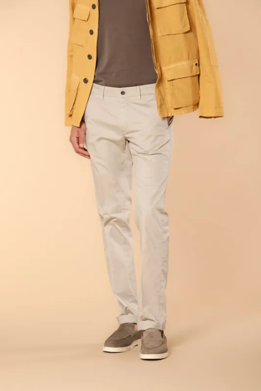 Torino men's chino pants in fine cotton and lyocell tricot slim fit ① sold by Mason's