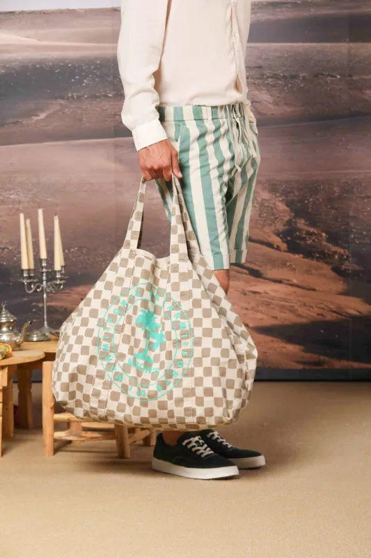 Mason's Bag FDM, a tote bag made of cotton gabardine and silk with a checkerboard print sold by Mason's