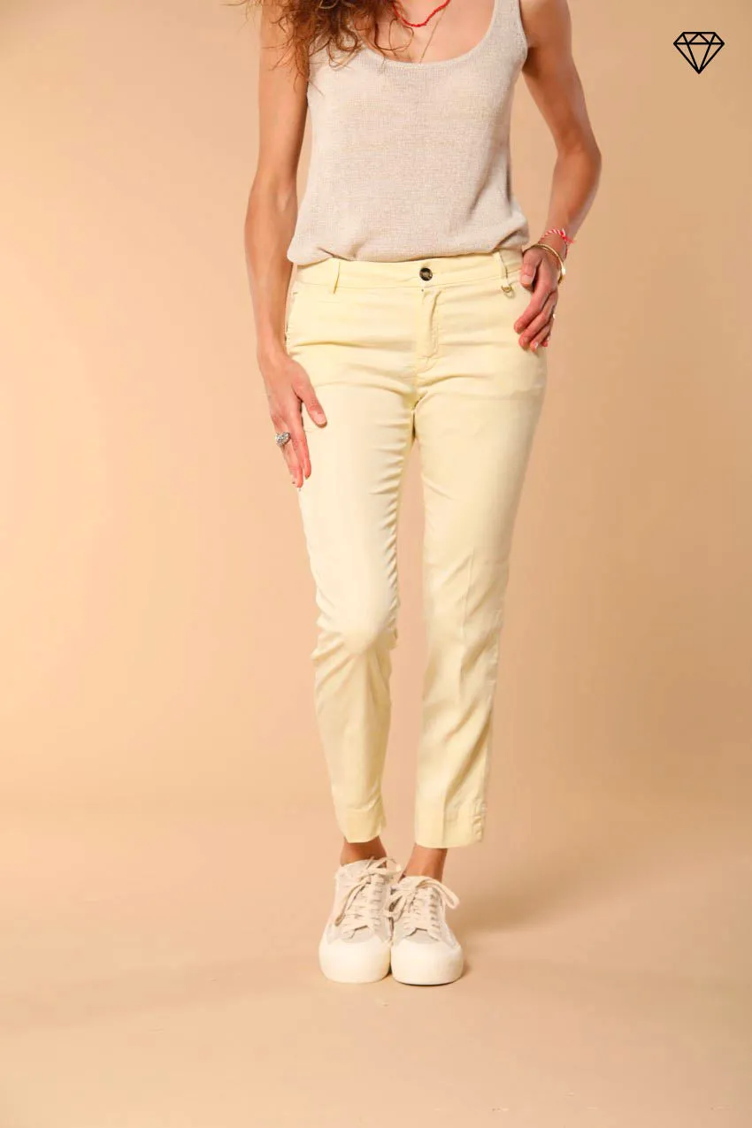 Jaqueline women's chino capri trousers in twill slim fit ① sold by Mason's