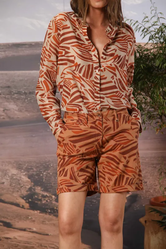 Jaqueline Women's Chino Bermuda Shorts in Twill with Geometric Print slim fit sold by Mason's