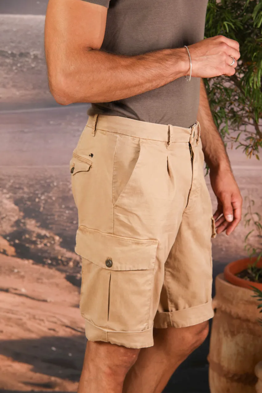 Cargo 22 men's cargo bermuda shorts in stretch cotton-silk gabardine Relaxed fit sold by Mason's product image thumbnail 4