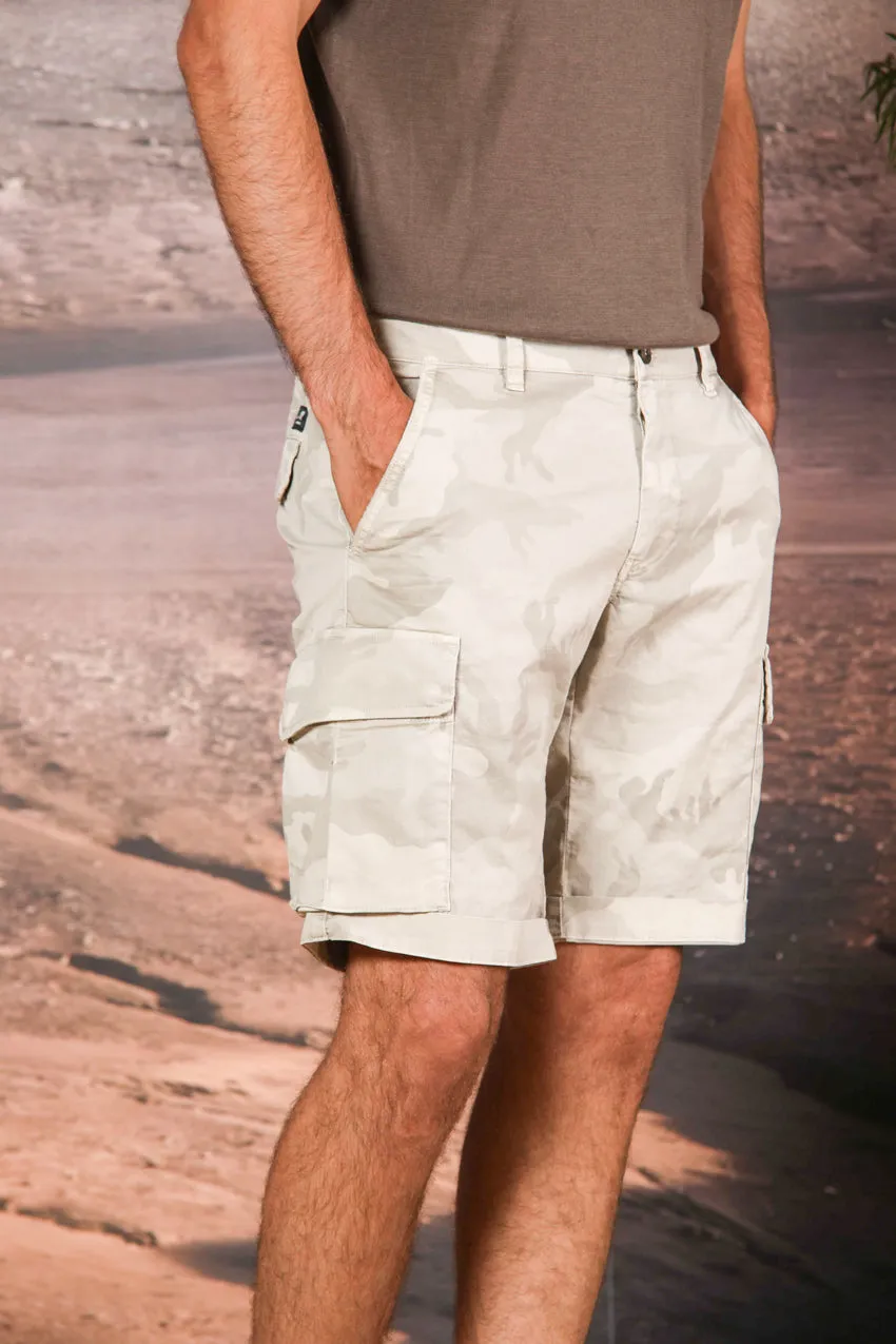 Chile men's cargo bermuda shorts in cotton with camou pattern slim fit ① sold by Mason's product image thumbnail 4