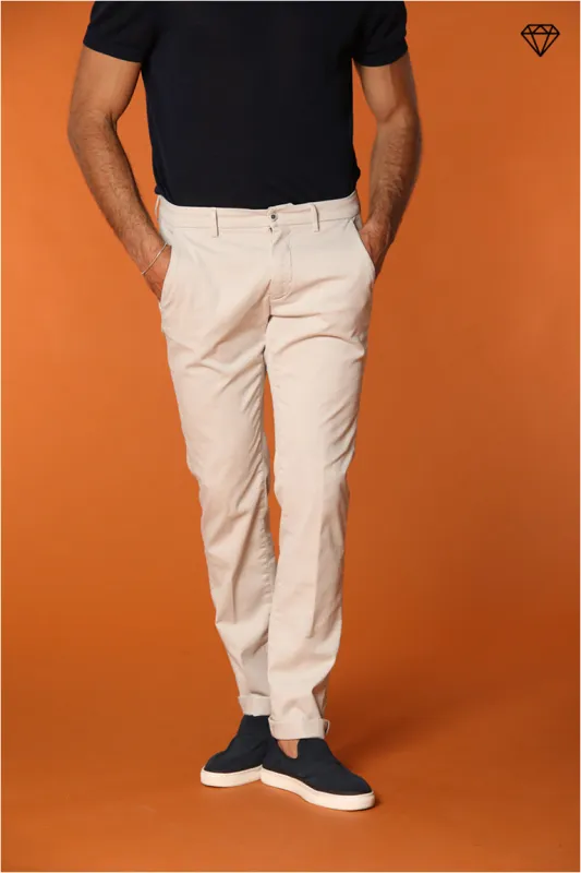 Torino men's chino pants in fine cotton and lyocell tricot slim fit ① sold by Mason's