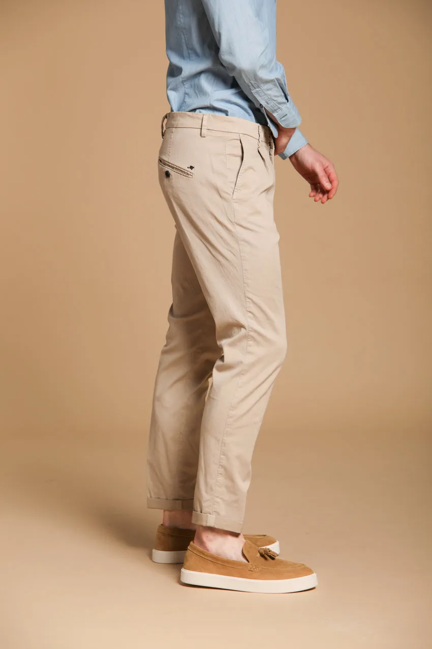 Osaka 1 Pinces men’s chino pants in cotton and lyocell twill carrot fit sold by Mason's product image thumbnail 3
