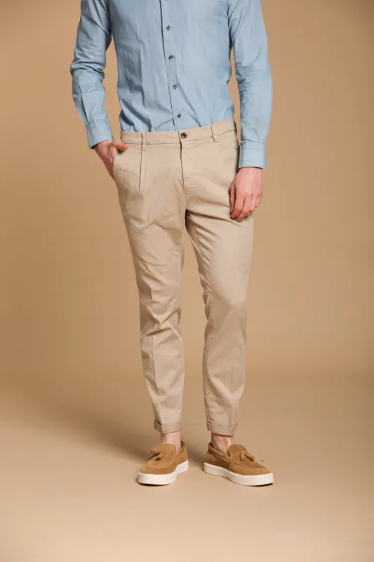 Osaka 1 Pinces men’s chino pants in cotton and lyocell twill carrot fit sold by Mason's
