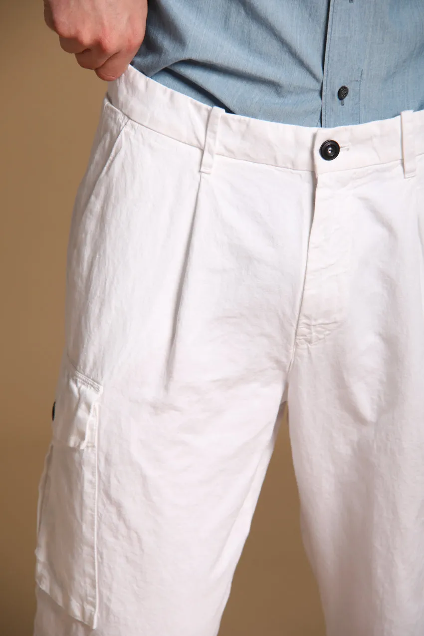 Cargo 22 men's cargo pants in broken cotton-hemp fabric with a relaxed fit sold by Mason's product image thumbnail 3